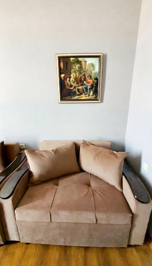 Lamiya Aparts Hotel Almaty Esterno foto